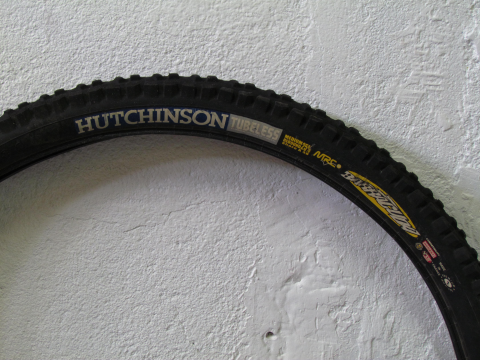 pneu hutchinson barracuda MRC medium 2.30 UST - 